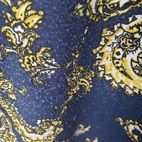 Charter Club Navy and Yellow Paisley Print Button Down Shirt Sz L - Picture 6 of 10